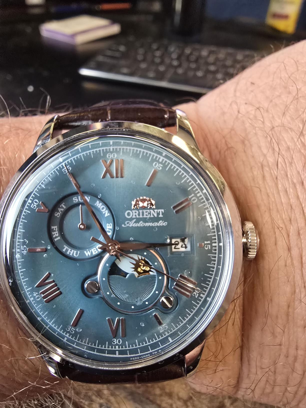 Orient Bambino Version 9 Stainless Steel Automatic Dress Watch with Weekly Calendar customer photo 2