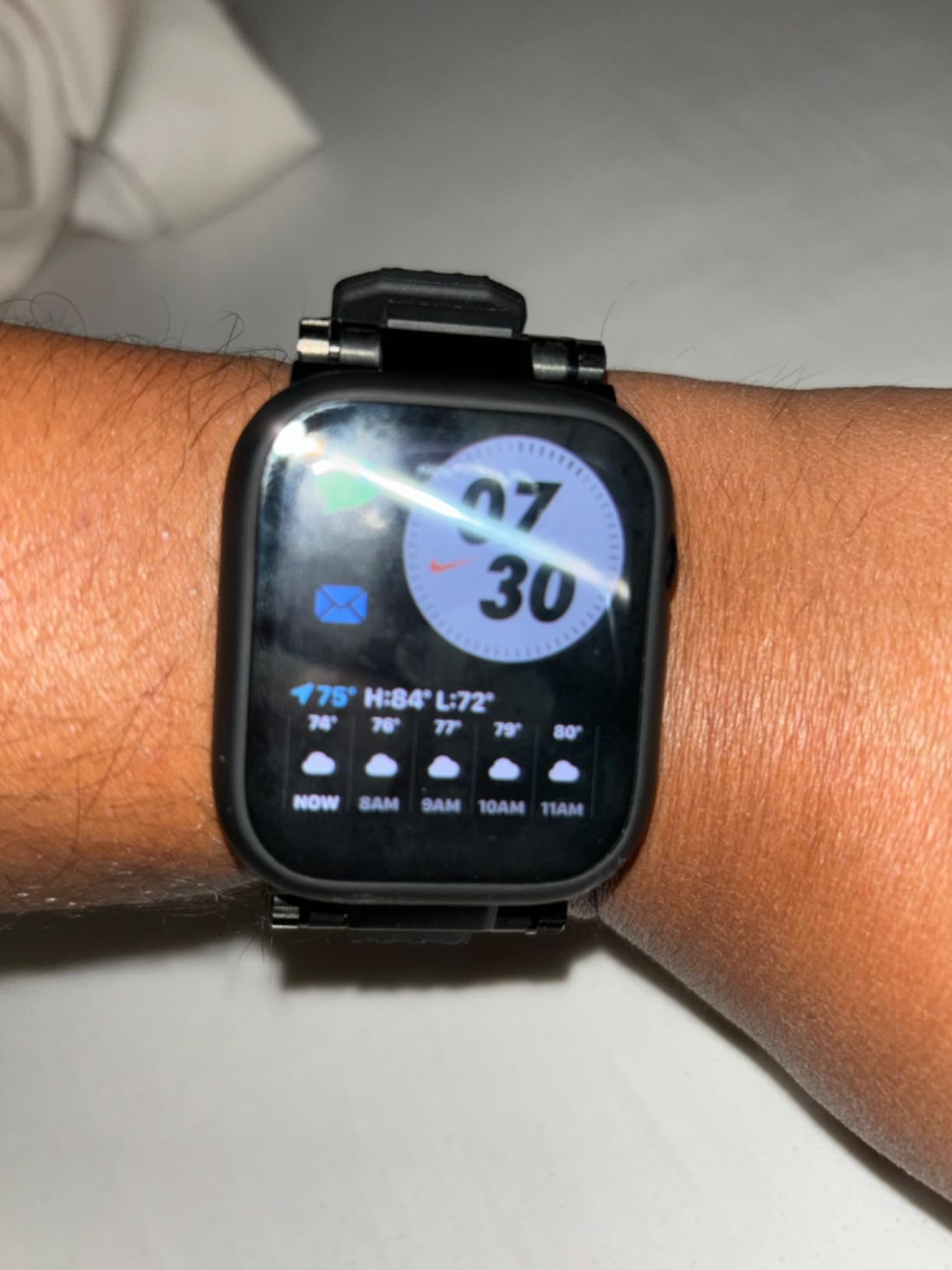 Apple Watch Series 9 (GPS + Cellular 45mm) Midnight Aluminum Case with Midnight Sport Band M/L (Renewed) customer photo 1
