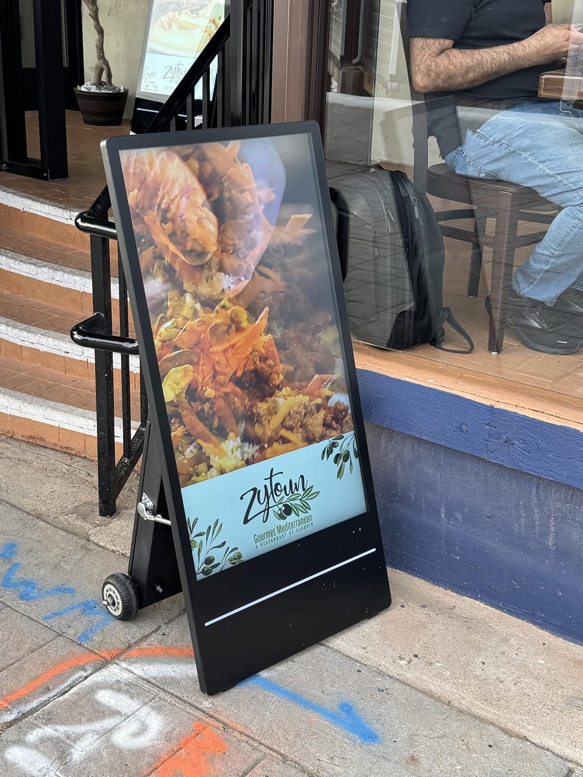 43 inch Outdoor Mobile Digital Signage Display, LCD IP65 Waterproof Advertising Display Kiosk with Rechargeable Battery, Brightness Auto-Adjustment and Impact Resistant Screen customer photo 2