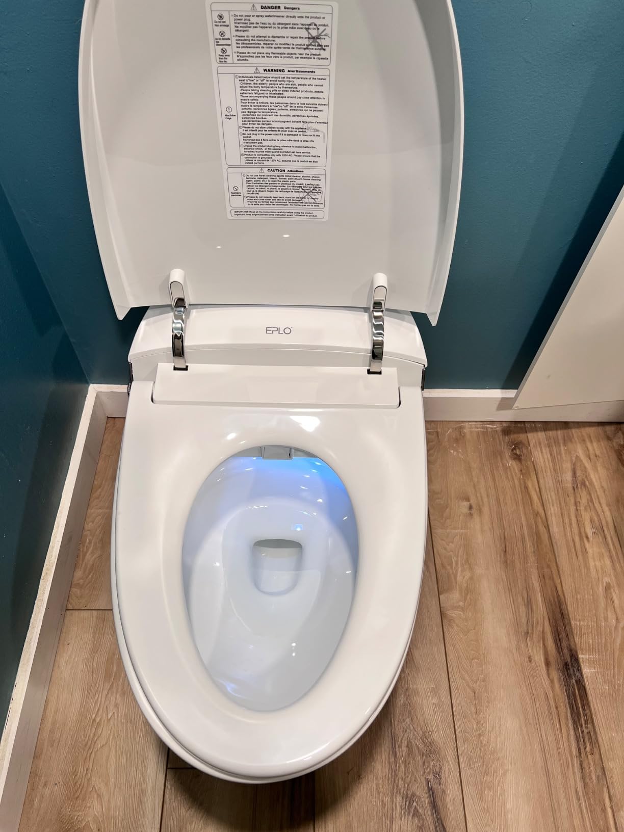 EPLO Smart Toilet with Bidet Auto Open/Close Heated Seat Foam Shield iX7 customer photo 1
