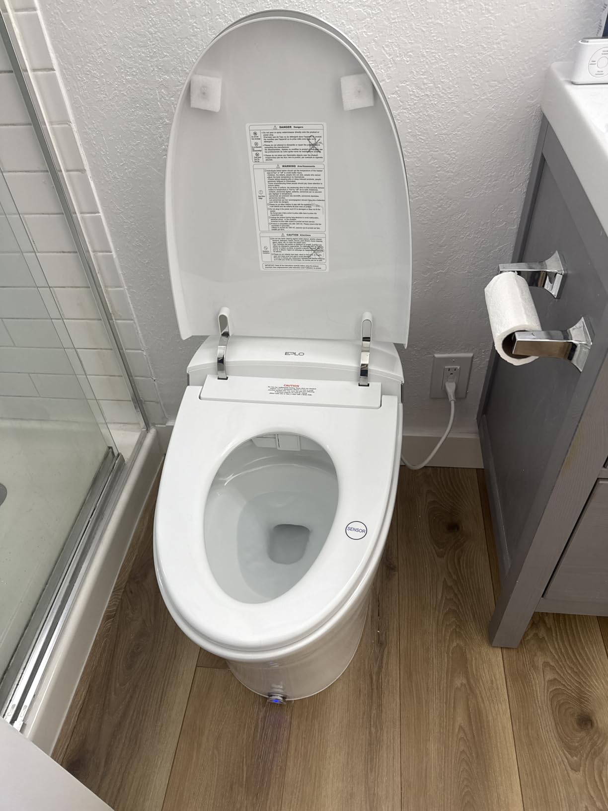EPLO Smart Toilet with Bidet Auto Open/Close Heated Seat Foam Shield iX7 customer photo 2