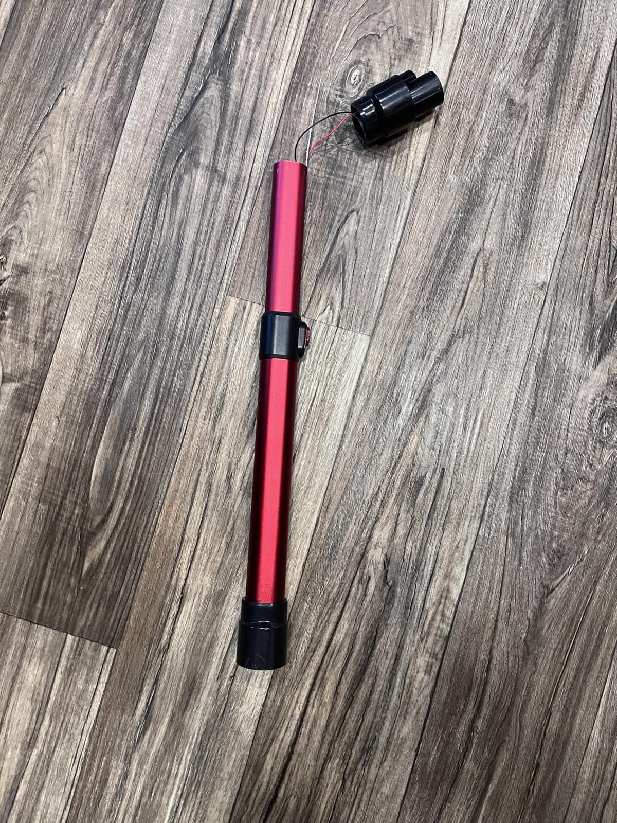 CHEBIO Lightweight Cordless Vacuum Cleaners for Home, Stick Vacuum Cordless Rechargeable with 45kPa Suction,45-Min Run,Anti-Tangle and Self-Stand, 6 in 1 Hardwood Vacuum Cleaner (red) customer photo 2
