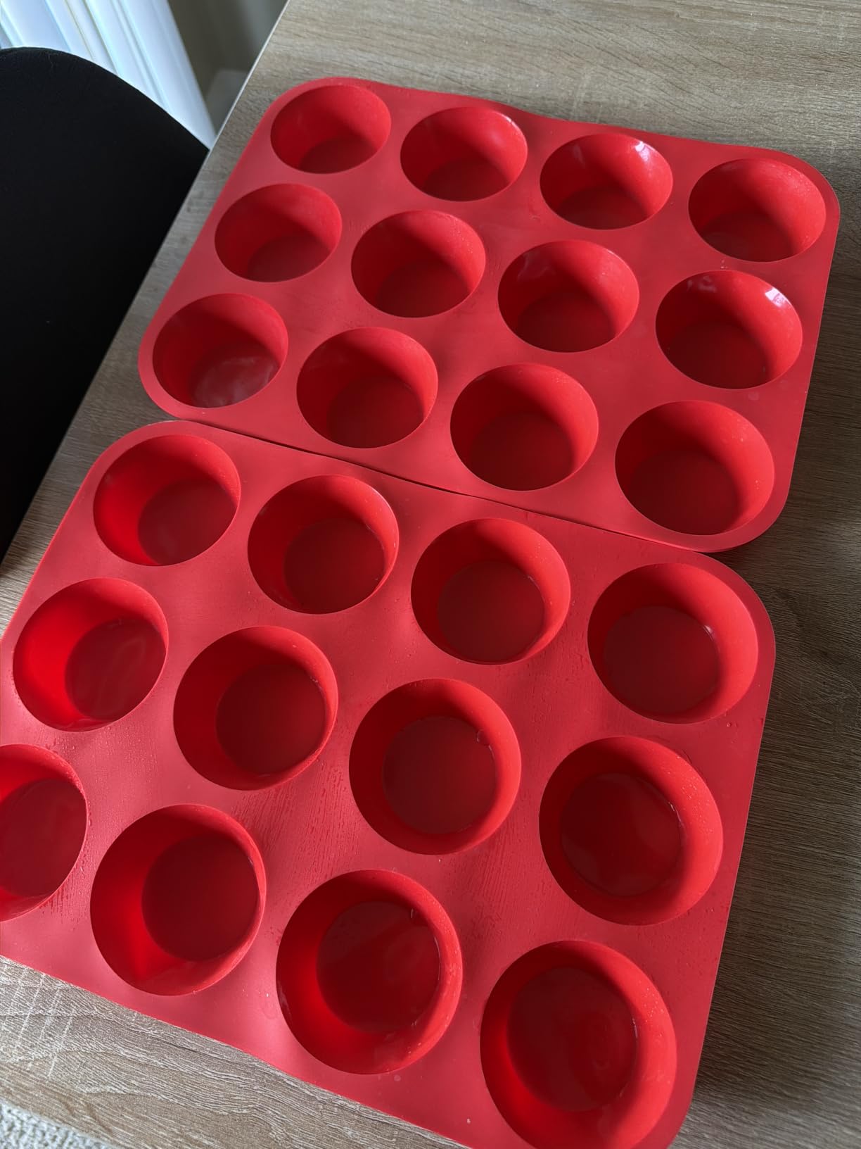 Redfly 2 Pack Silicone Muffin Pans for Baking & Cupcake Pan - 12 Cup Regular Size Silicone Molds, BPA Free Egg Bites Mold customer photo 1