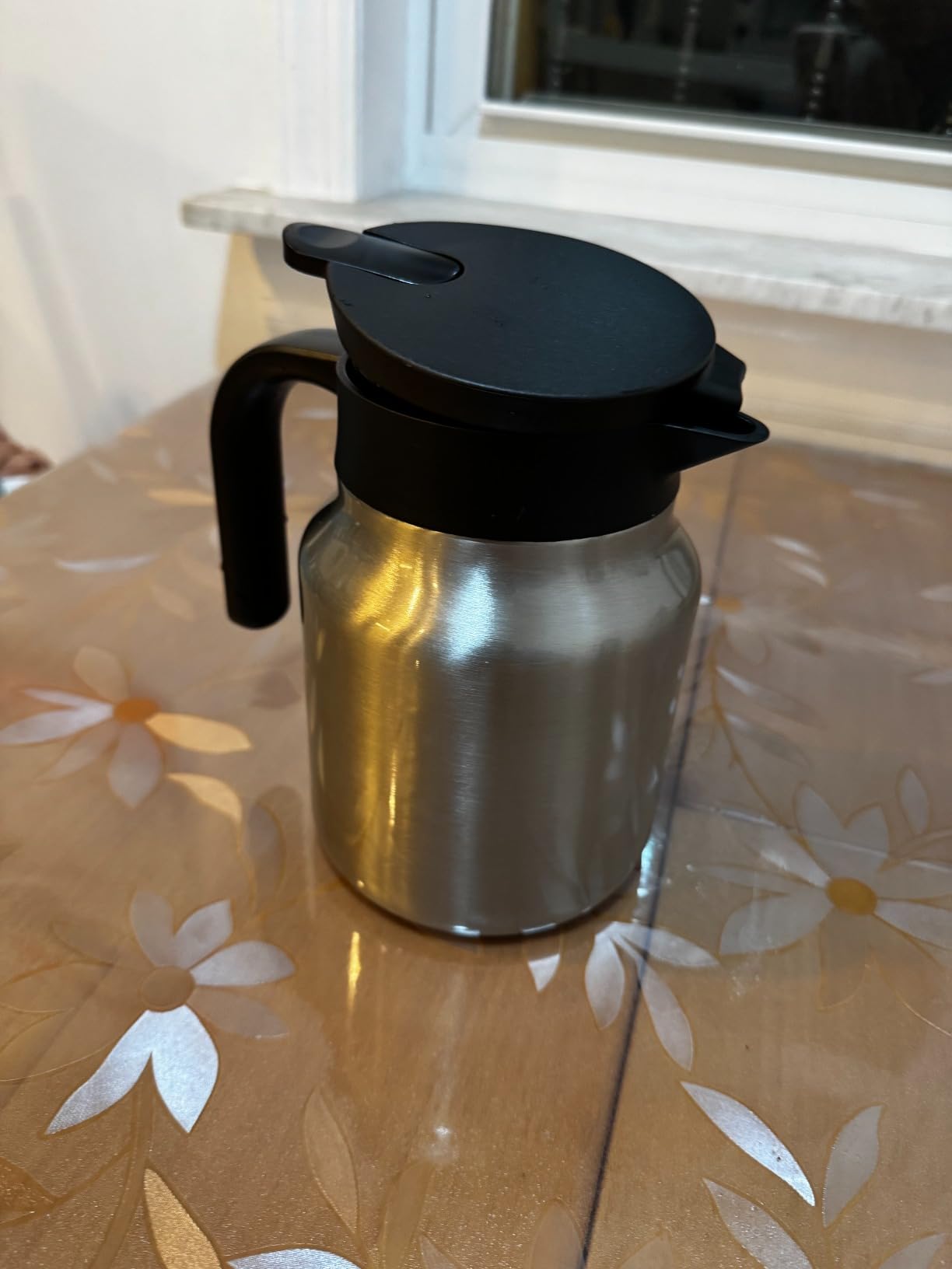 Small Insulated Coffee Carafe, 27 oz, Keeps Hot for 12H, Silver customer photo 1