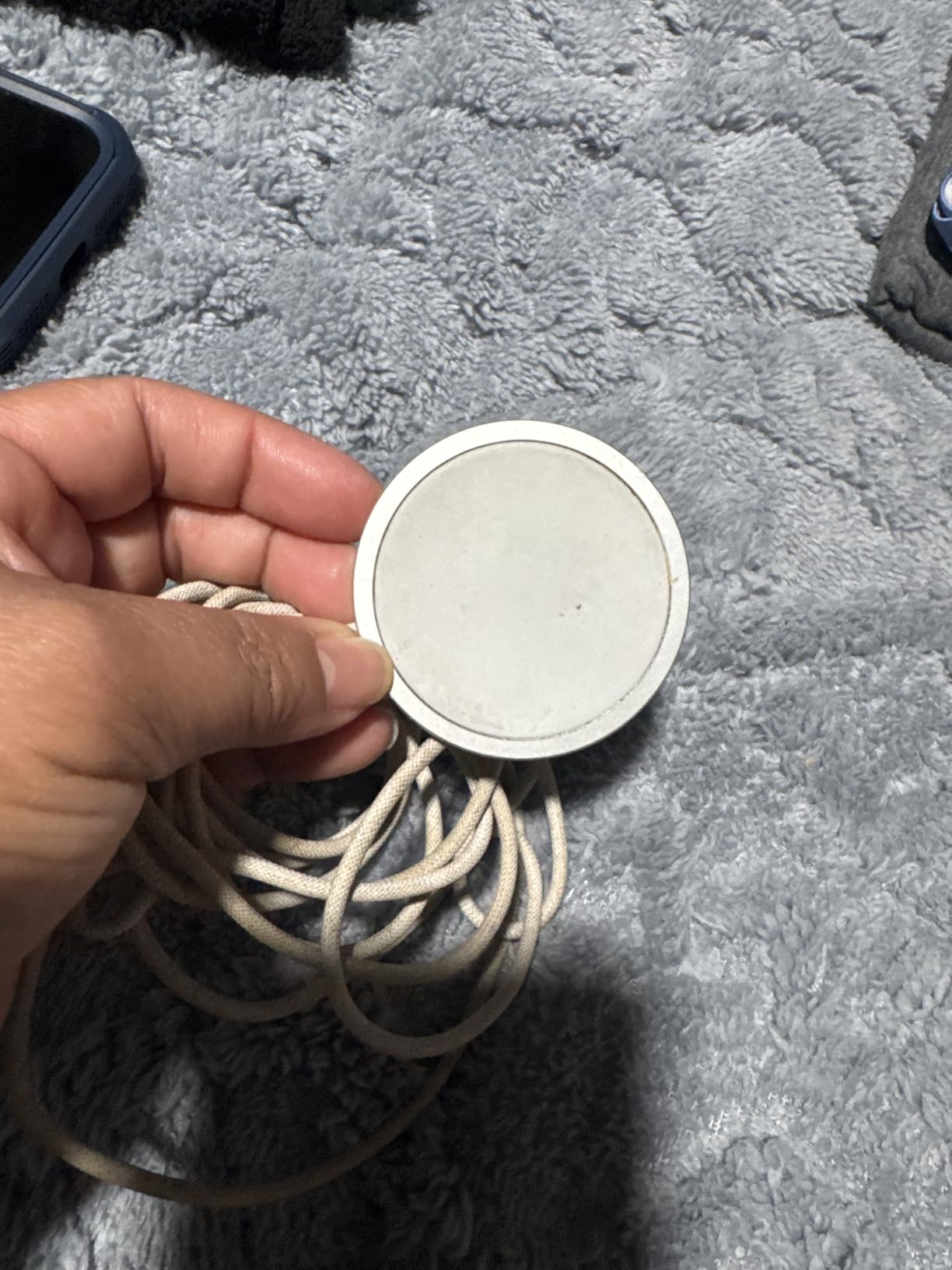 Apple MagSafe Charger (2 m): Wireless Charger with Fast-Charging Capability customer photo 2