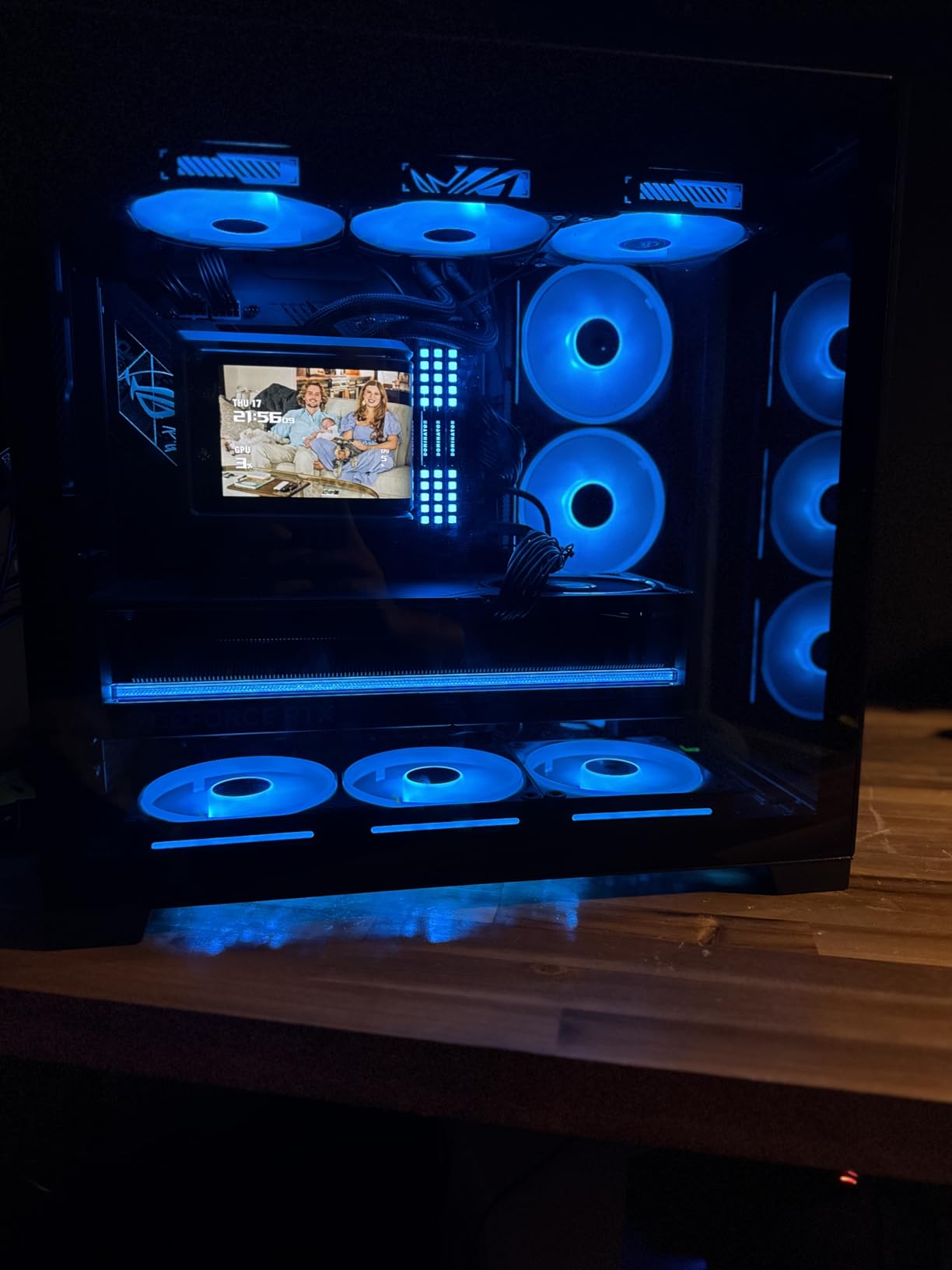ASUS ROG Strix 1000W Platinum (Fully Modular Power Supply, 80 Plus Platinum Certified, ATX 3.1, Cybenetics Lambda A+, GaN MOSFET, GPU-First Intelligent Voltage Stabilizer, 10-Year Warranty) customer photo 2