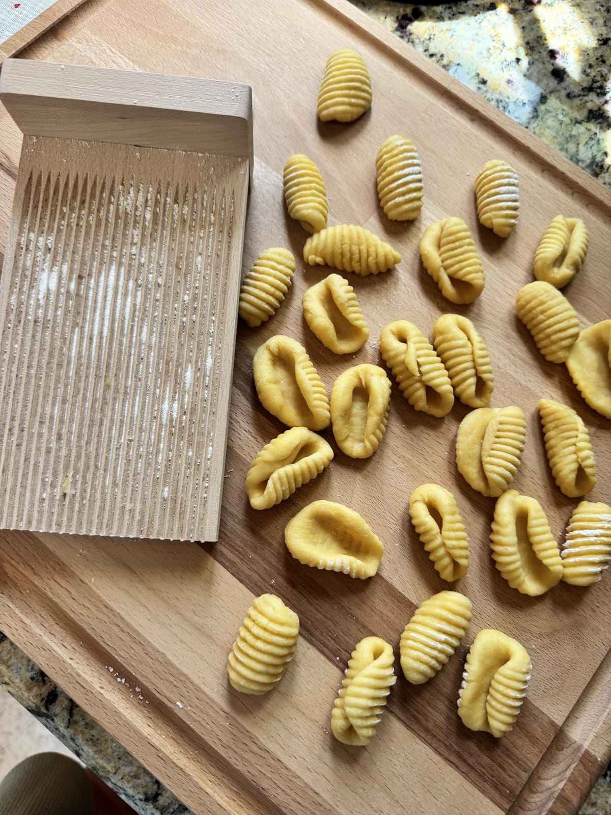 Gnocchi Board with One-Hand Operation Design, Large Gnocchi Maker Paddle for Homemaking Gnocchi Pasta customer photo 1