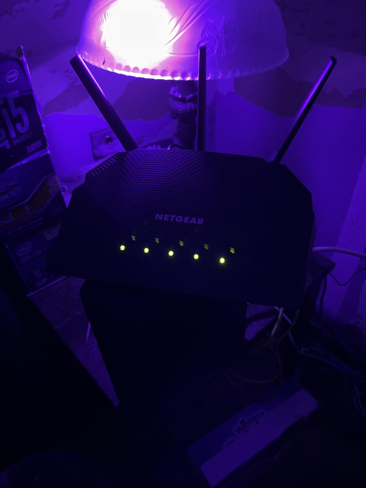 NETGEAR Nighthawk WiFi 6 Router (RAX36) – Router Only, AX3000 3 Gbps Wireless Speed – Dual-Band Gigabit Internet – Covers 2,000 sq. ft., 25 Devices – Built-in VPN, USB 3.0, Gaming customer photo 1