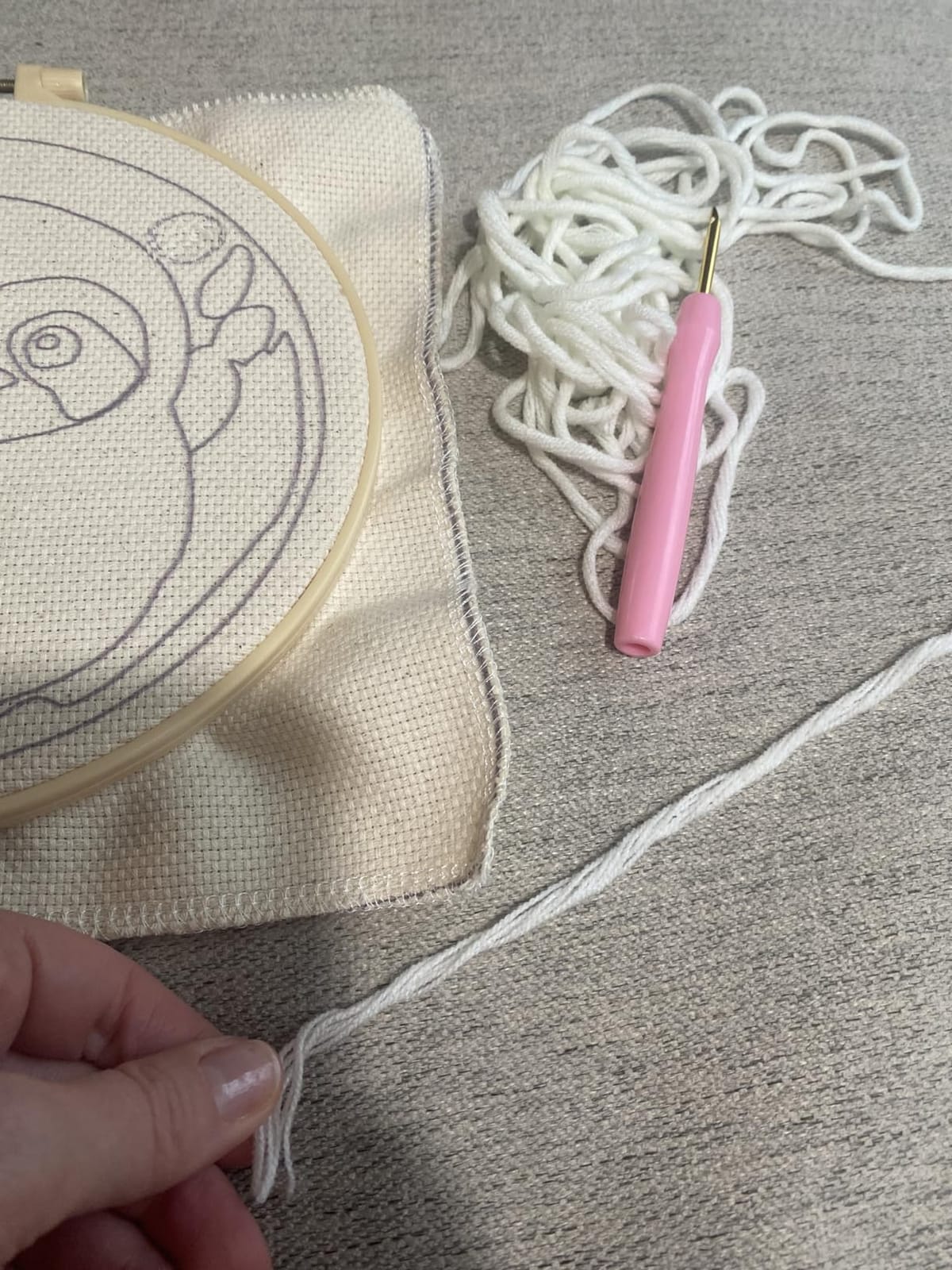 DIY Punch Needle Kits Highland Cow with Daisy Flower with Hoop 20x20cm-1 customer photo 1
