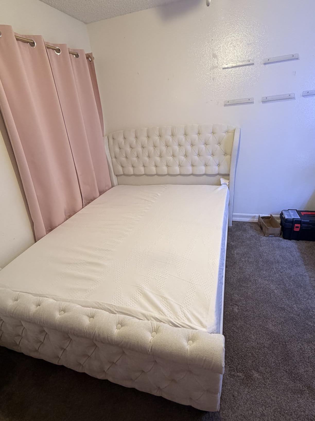 Novilla 12 Inch Queen Mattress in a Box, Gel Memory Foam for Cooling Night customer photo 1