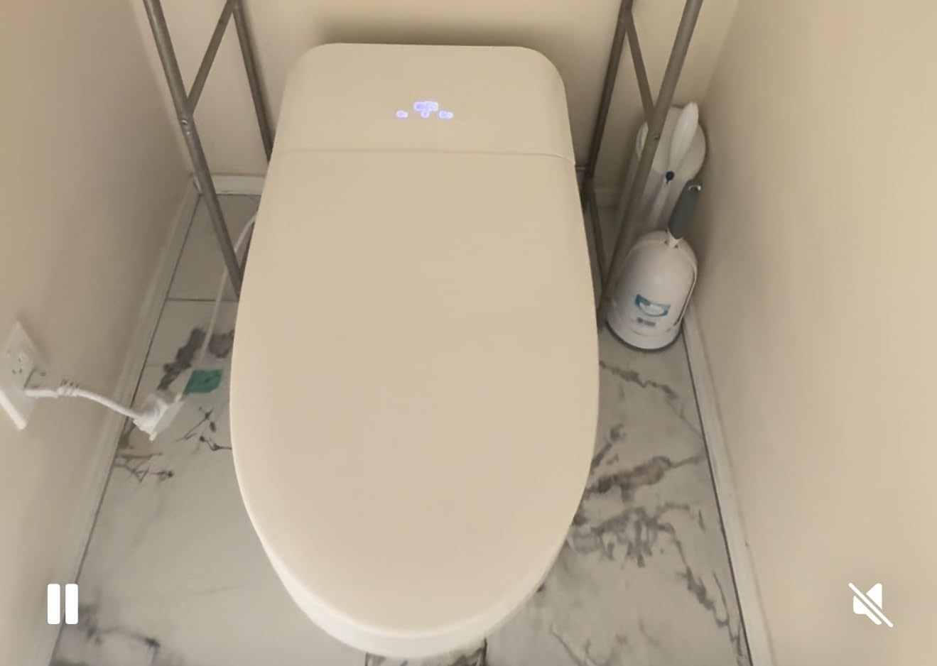 TDH Luxury Smart Toilet with Bidet Built In,Instant Warm Water Dryer Heated customer photo 1