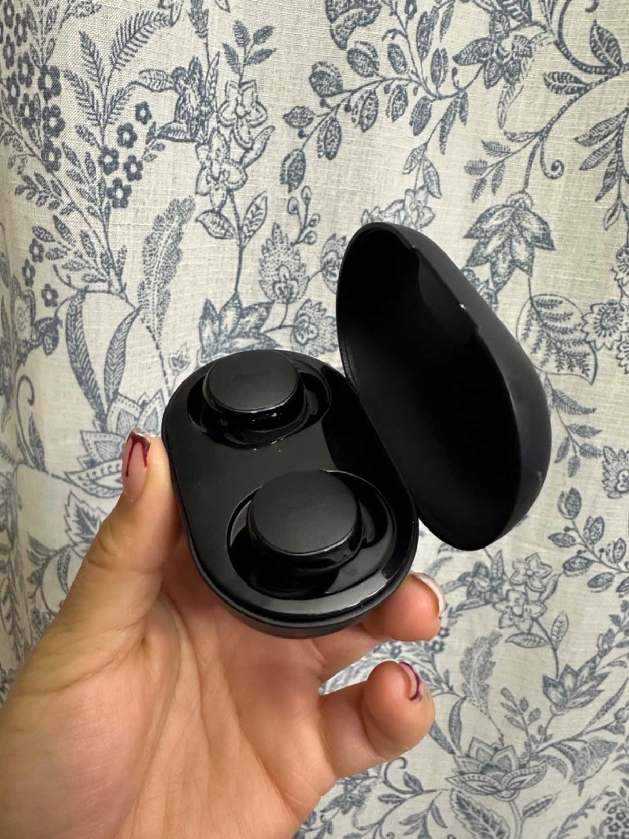Bose QuietComfort Earbuds - True Wireless Bluetooth Earbuds with Active Noise Cancellation and Mic, USB-C Charging, IPX4 Rating, Up to 8.5 Hours of Playtime, Twilight Blue - Limited Edition Color customer photo 1