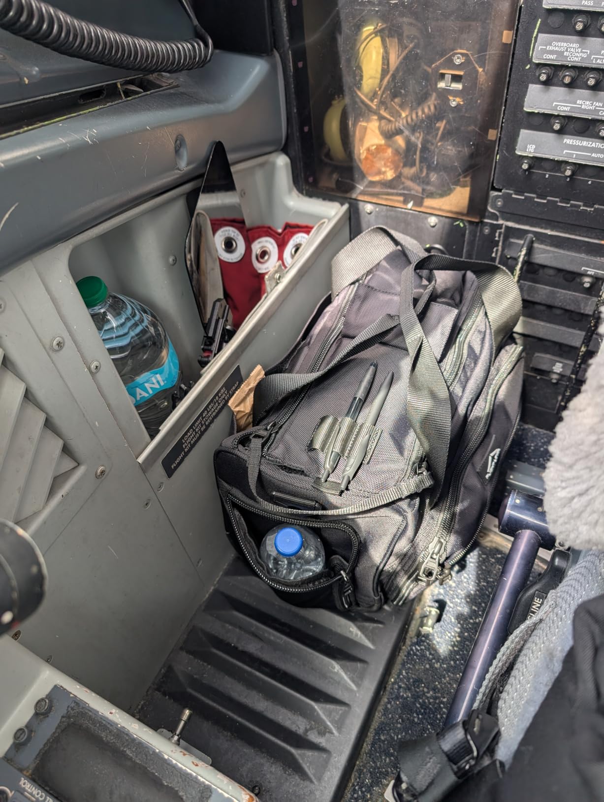 Flight Level Pilot Bag, Flight Case, Crew Bag, Aviation, EFB customer photo 2