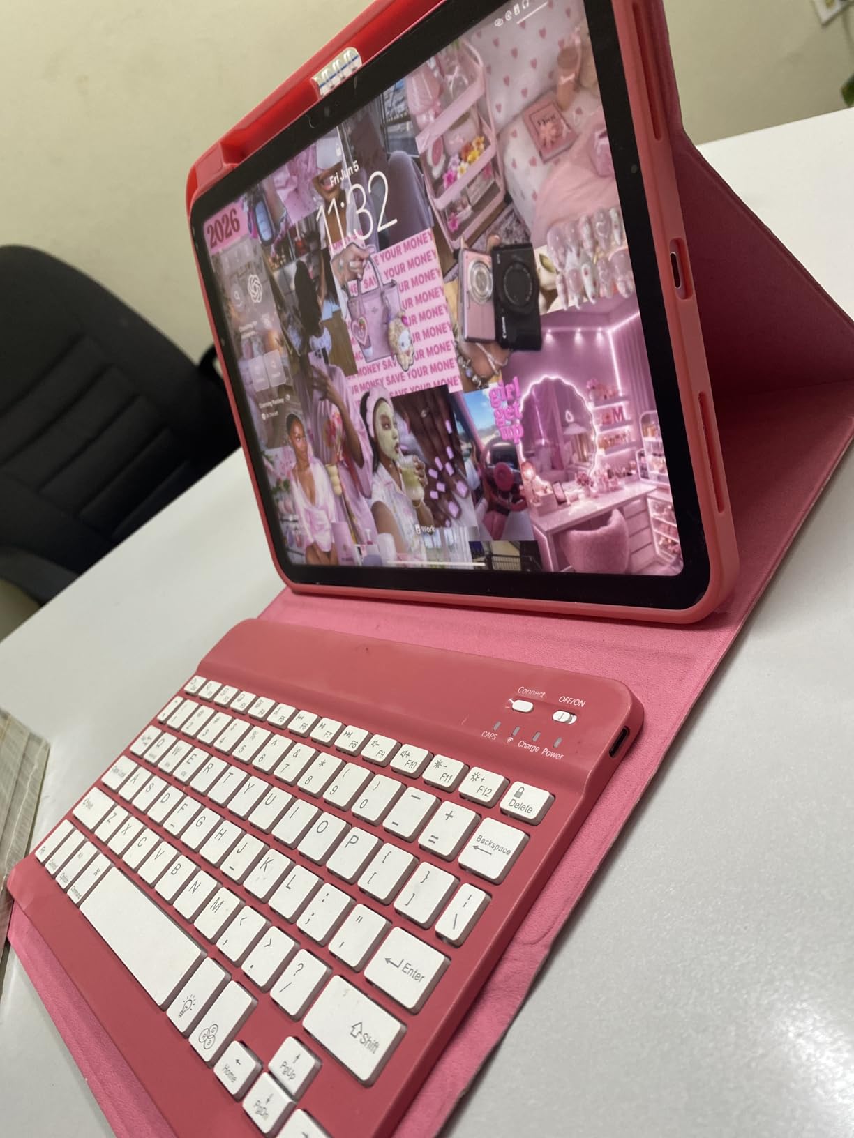 Hamile for iPad A16 11th 10th Generation Case with Keyboard - Wireless customer photo 1
