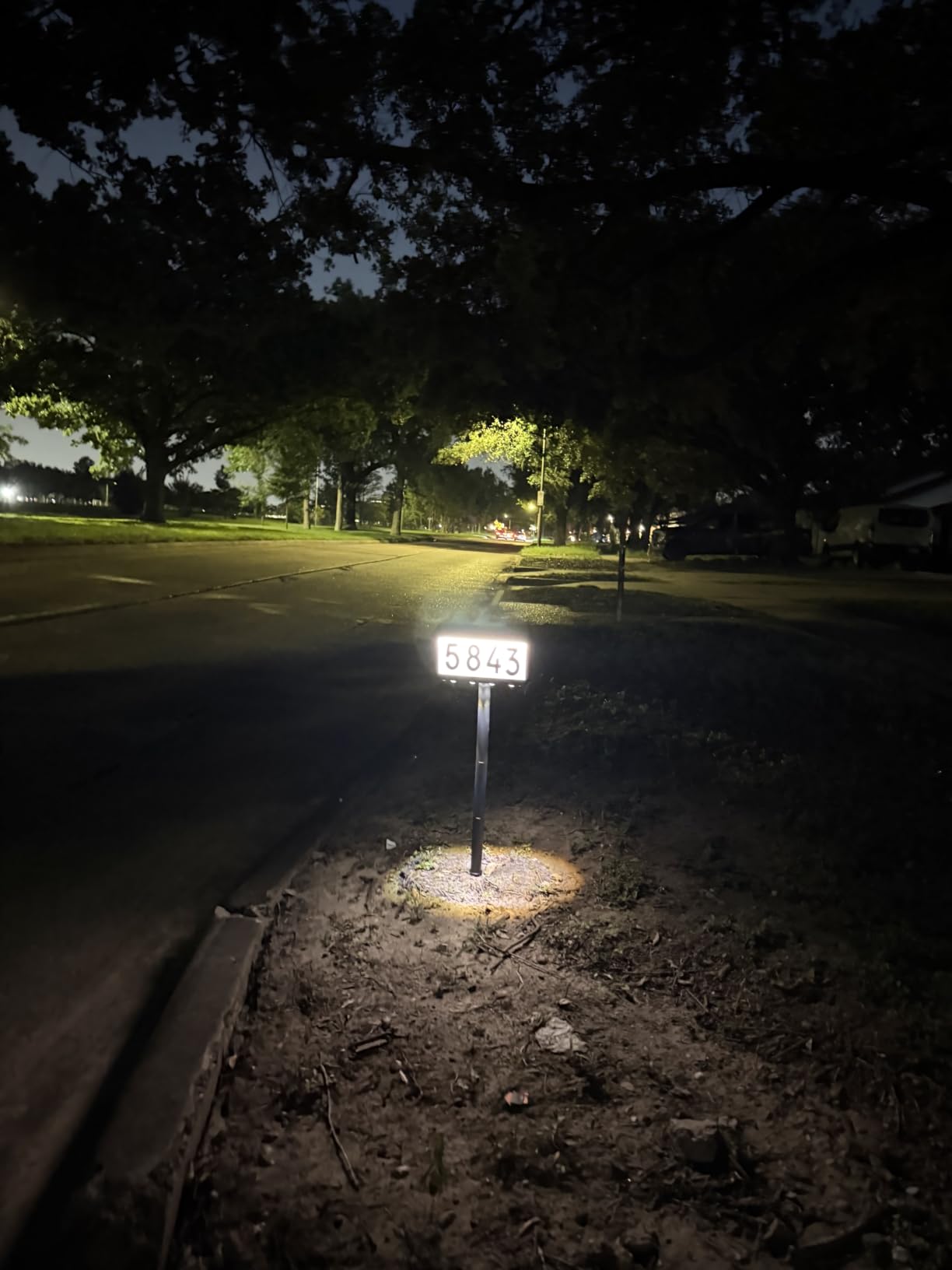 Brightever Solar Powered Address Signs, Solar House Numbers 3-Light Modes customer photo 2