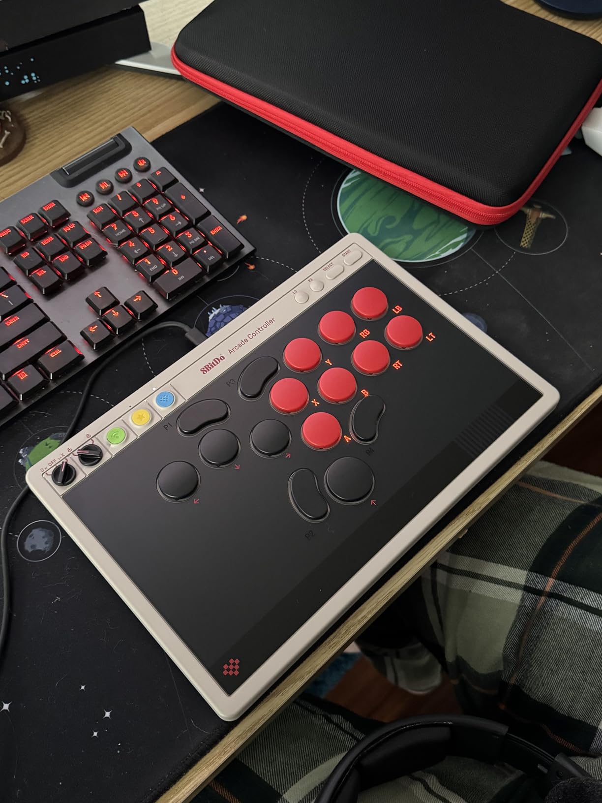 8BitDo All-Button Arcade Controller for Switch & Windows, N Edition customer photo 2