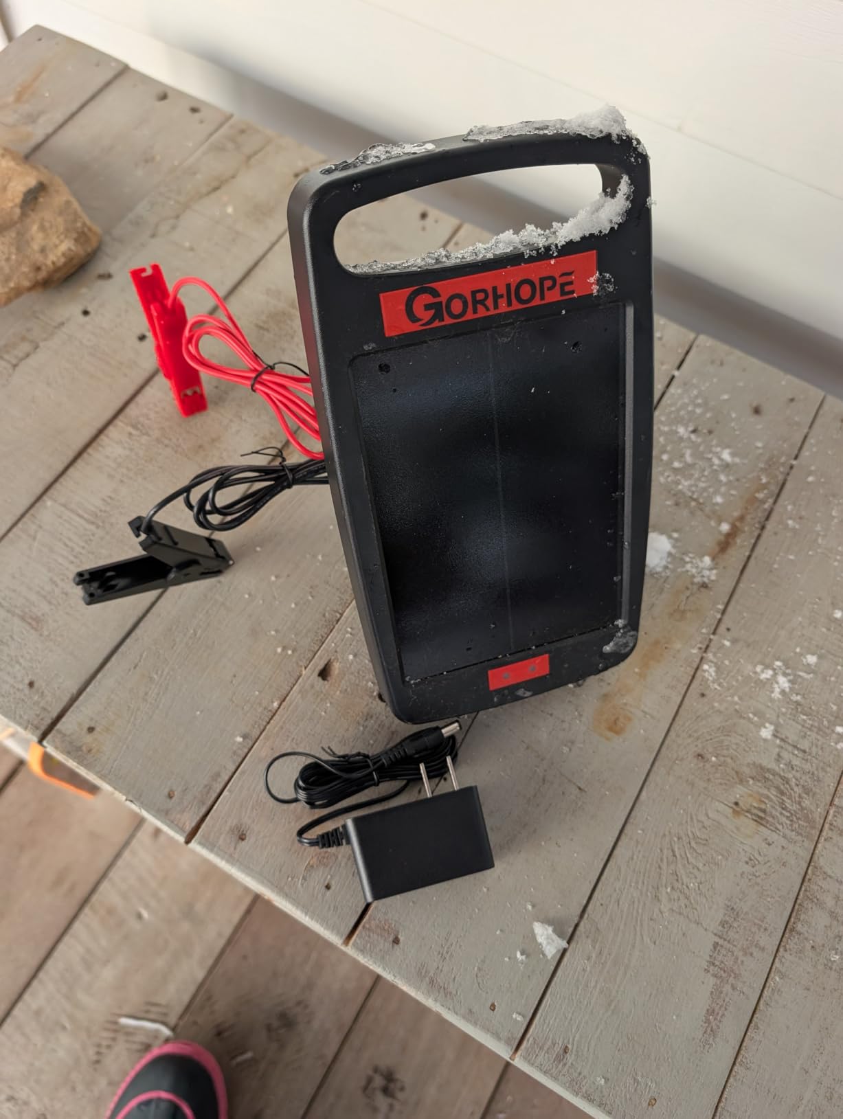 20 Miles Solar Electric Fence Charger with Short Circuit Alarm,0.32JPowered customer photo 1