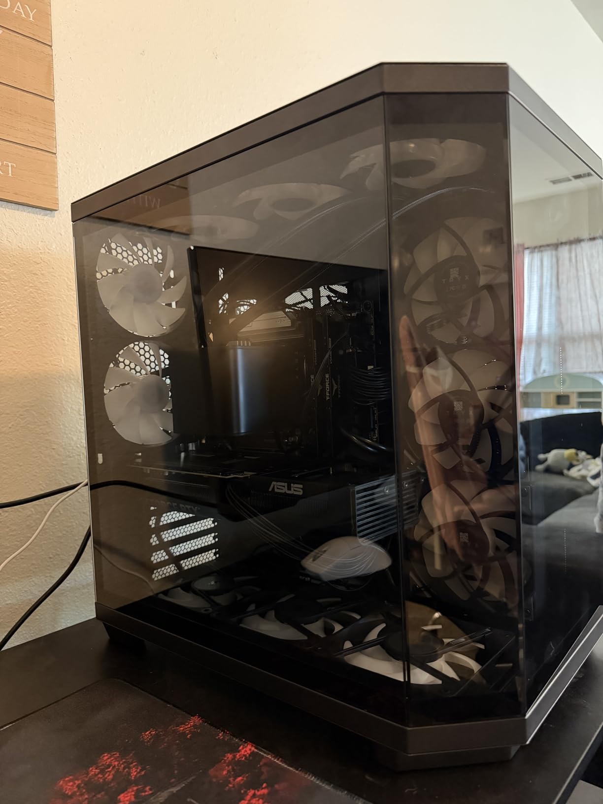 NZXT C1000 Gold Core - 1000W ATX 3.1 Power Supply, 80+ Gold customer photo 2