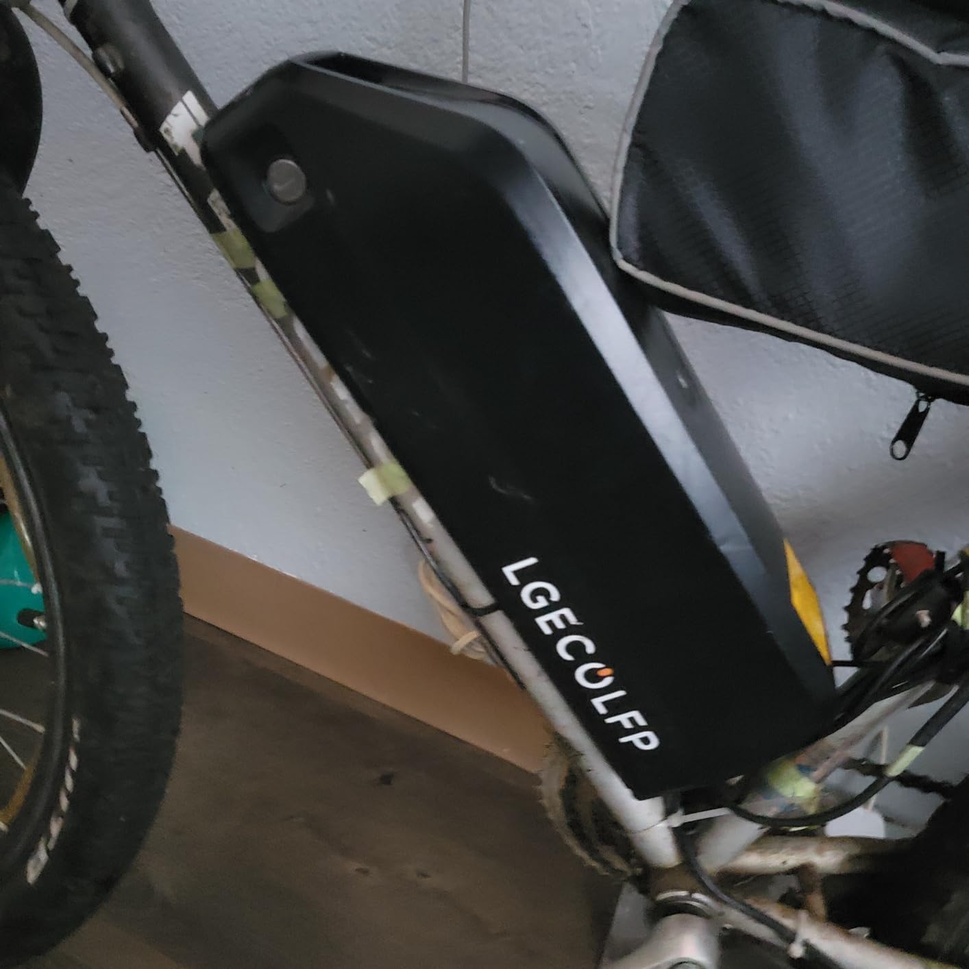36V 10AH Ebike Battery,Built-in 30A BMS,750W Power Output for Electric Bicycles,E-Motorcycles (36V 10AH USB-5PIN) customer photo 2