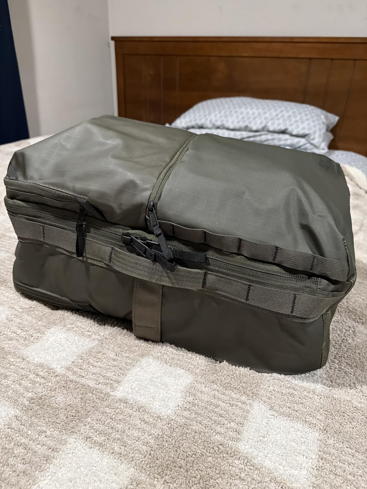 The North Face Base Camp Voyager Travel Pack, Dk Chestnut/Garnet, OSFA customer photo 2