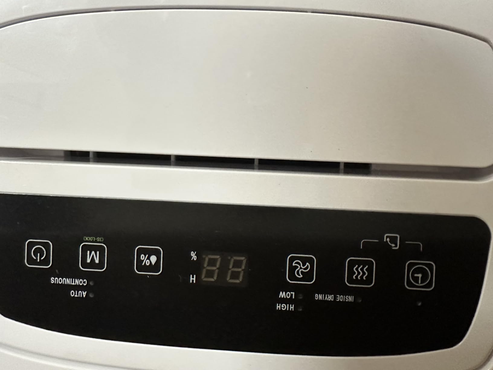 Waykar 34 Pints 2025 Most Efficient Energy Star Dehumidifier for Home & Basement, Ideal for Spaces up to 2,000 Sq. Ft. with Auto or Manual Drainage, 0.62-Gallon Water Tank customer photo 1