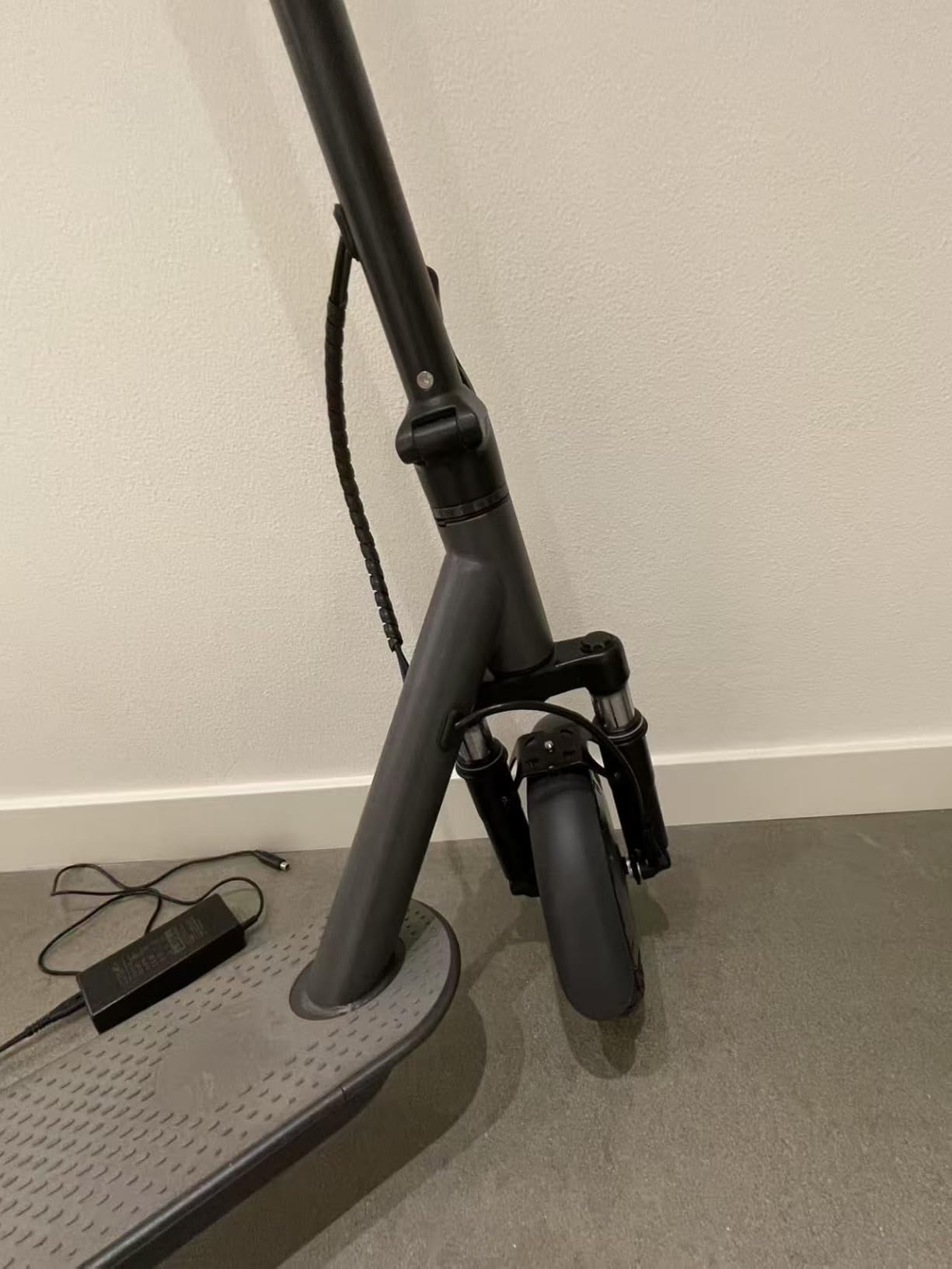 WERHY 500W Electric Scooter for Adult, MAX 16-22-28Miles customer photo 2