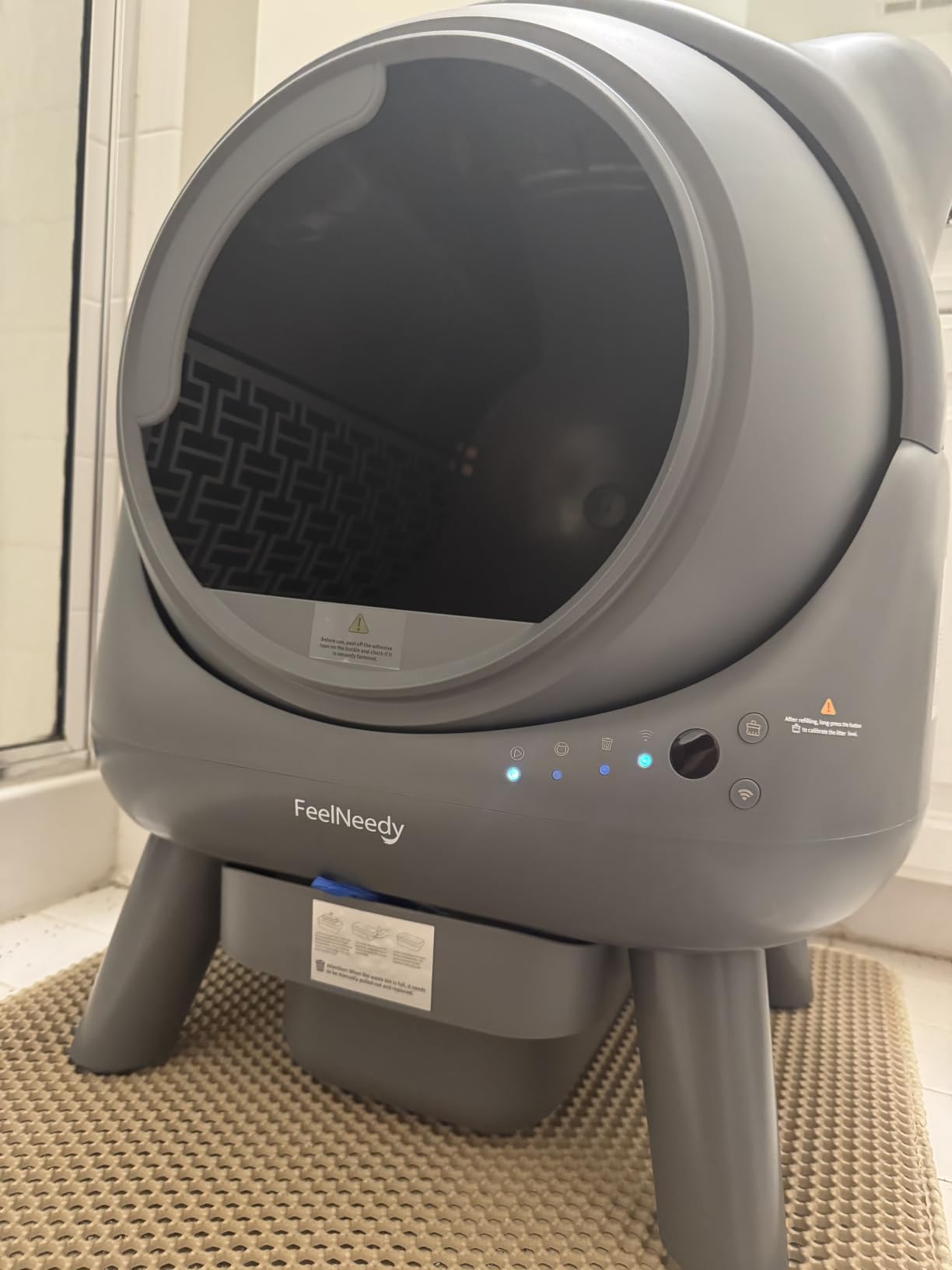 Automatic Litter Box, FEELNEEDY Self Cleaning Litter Box, Odor Control Robot, Cat Ears Design, 65L APP Real-Time Monitor, Cat Litter-Boxs for Multiple Cats, Safety Sensors, with 1 Trash Bag customer photo 1